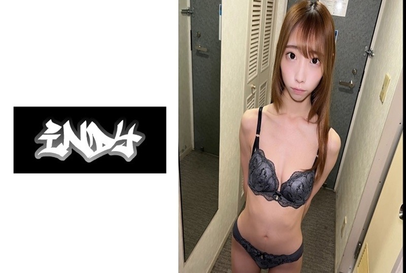 534IND-192 一位苗条美女的自制视频。她皮肤白皙，看上去也很美丽。 素人