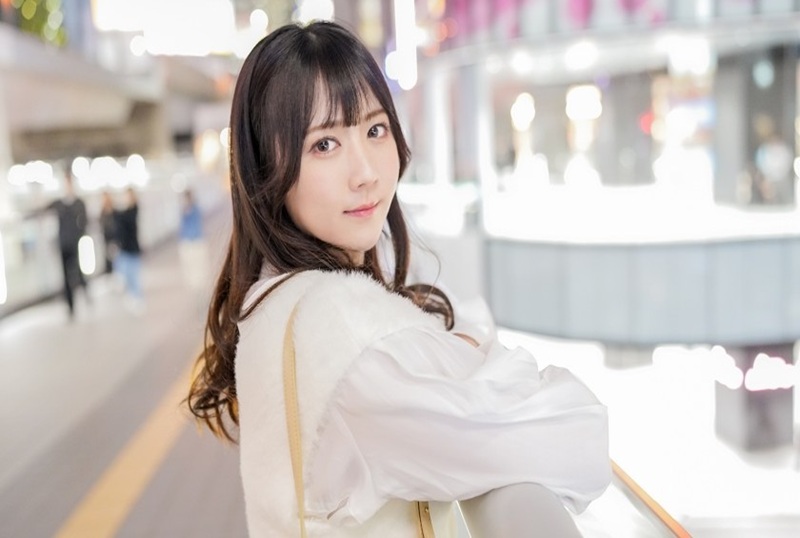 SIRO-5464 【初拍】我想成为像我崇拜的女演员那样的人！带着纯真的笑容，鼓起勇气在业余电视台首次亮相！ 素人