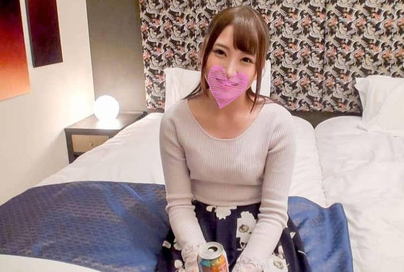 FC2-1108842 超级精英学校毕业的美少女，舔耳朵乳头的调戏，让人受不了！！ 素人