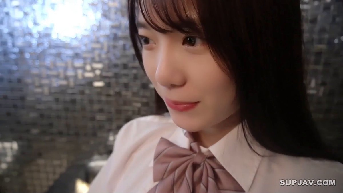 清纯制服女大学生 深喉口交，暴肏小穴激情做爱，奶子每一次摇晃都让人兴奋不已